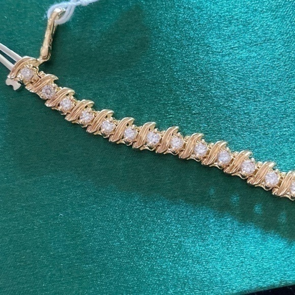 - Magnificent Dimond gold 14K natural diamonds bracelet solid gold diamonds - Picture 2 of 4